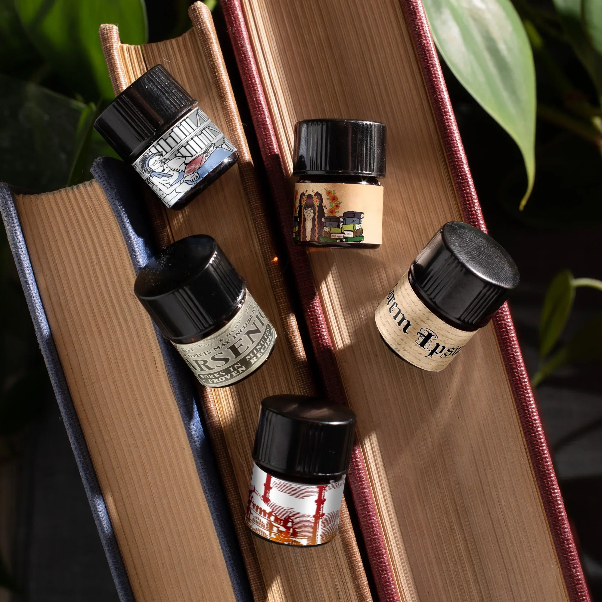 Set of five Library 1ml sample vials