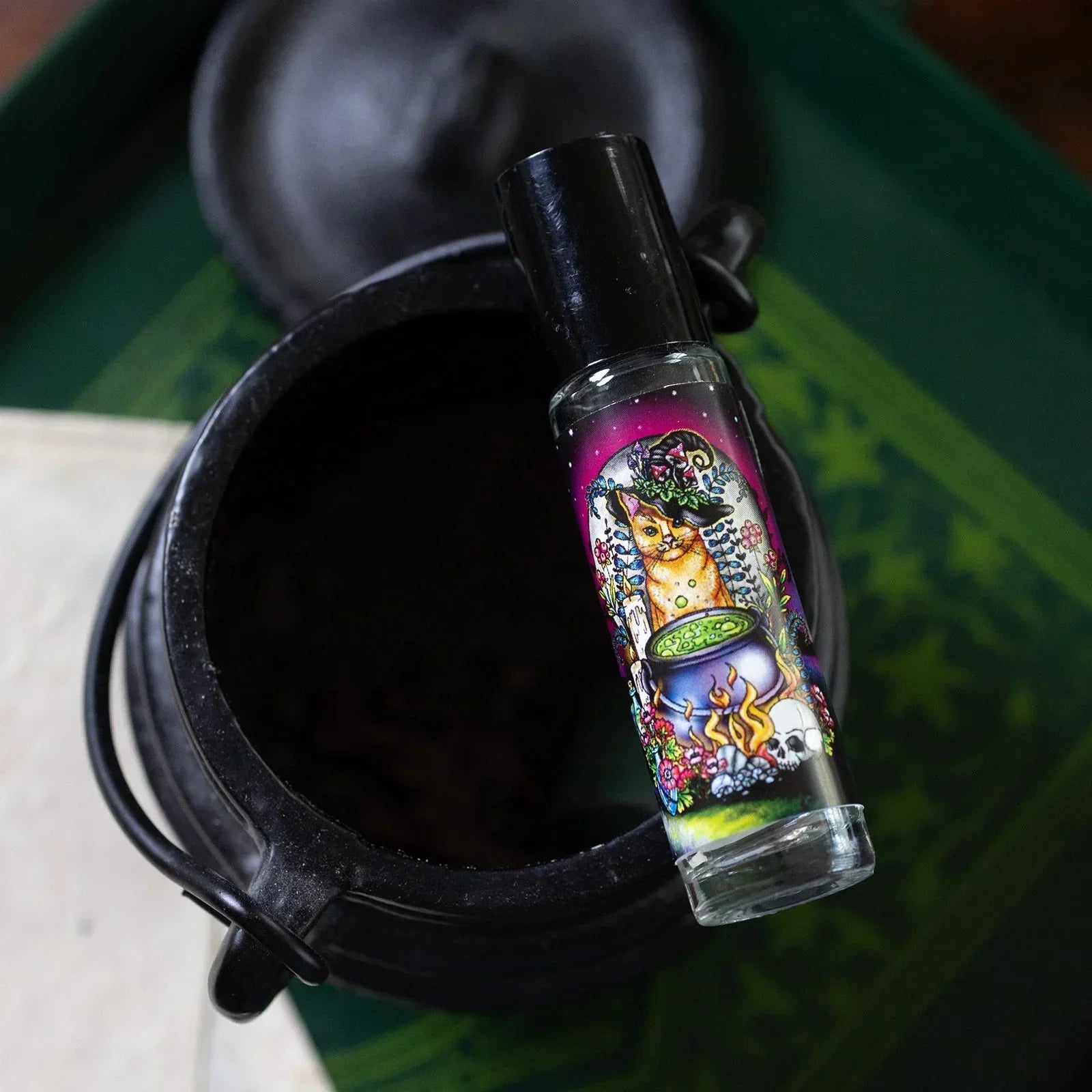 Candle Cat And Cauldron *Retires 3/1