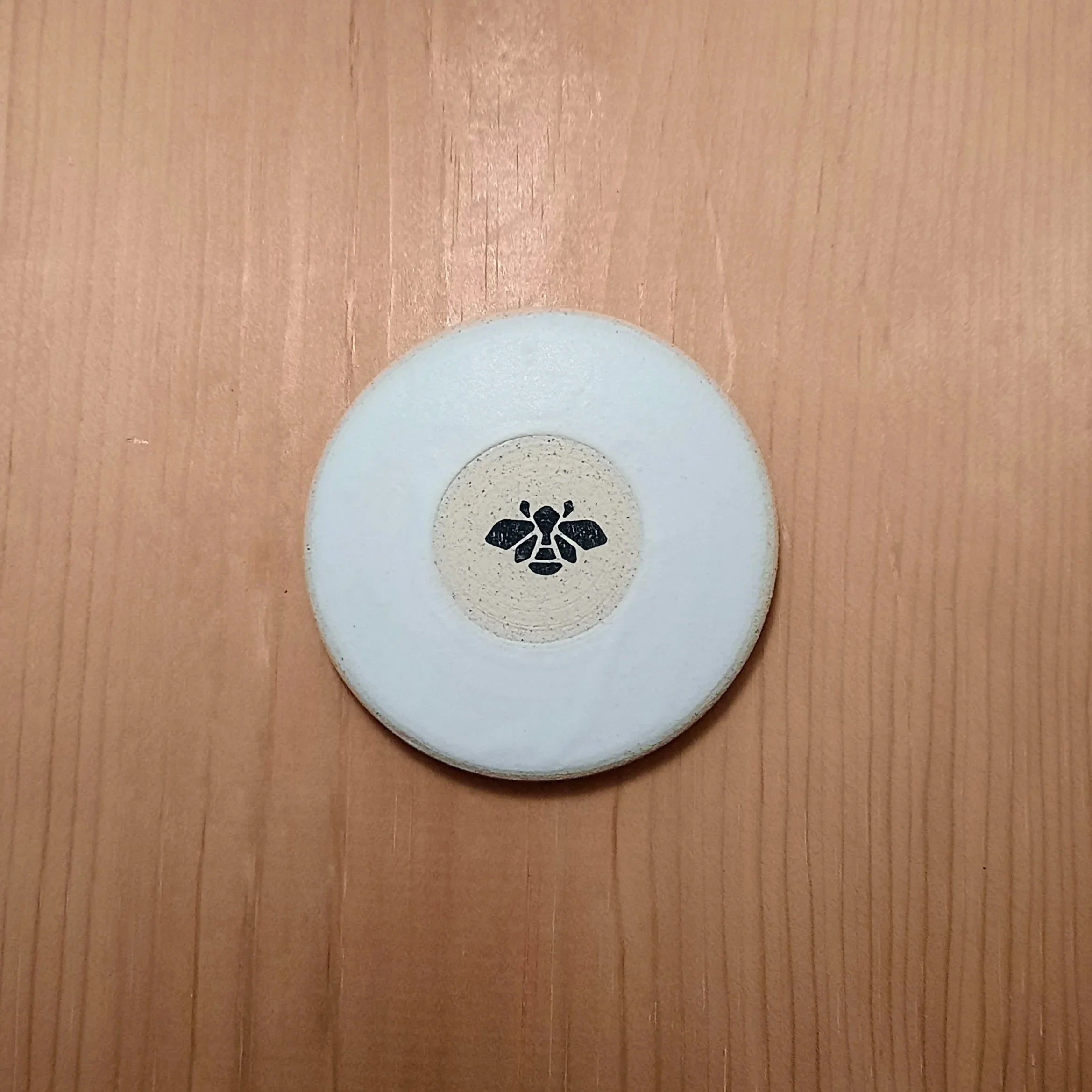 Sucreabeille Bee Coaster by Oly Pots