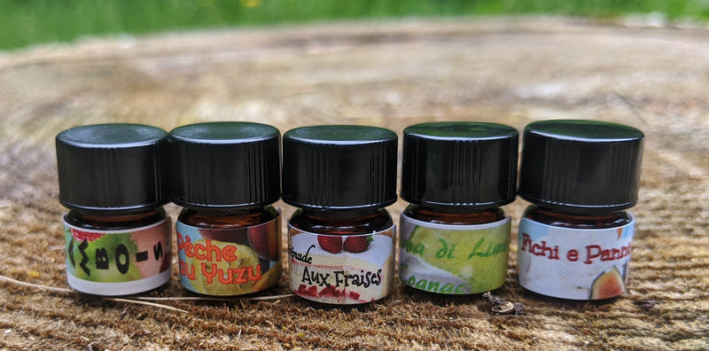 Set of five Fruity perfumes in 1ml samples from Kyse perfume: Fichi e panha

Framboise Nue

Serenade au Fraises

Peche au yuzu

Crema di Lime e cognac